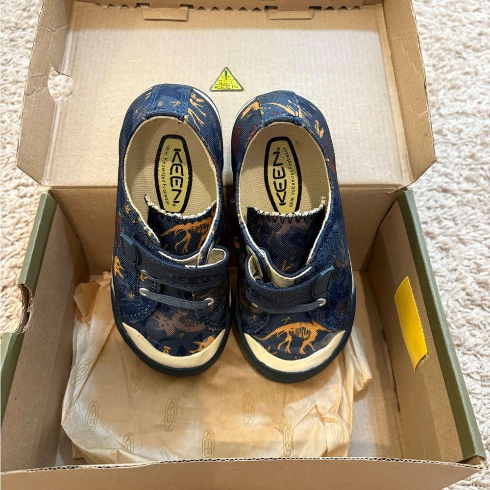 "New" Keen Kids Navy Dino! Slip-On Sneakers